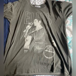 Brand new Elvis Presley tee from daydreamer!